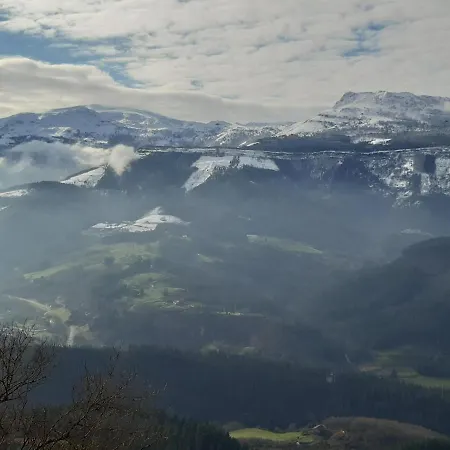 Habitación en casa particular Leku Eder
